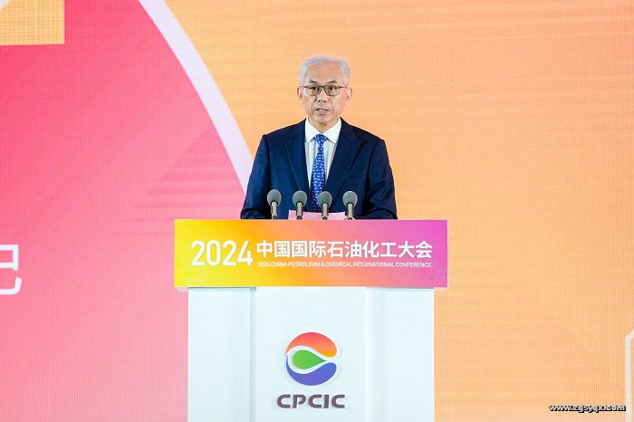 ����������������µ�ȫ�¾����� ������������չ���¶���������