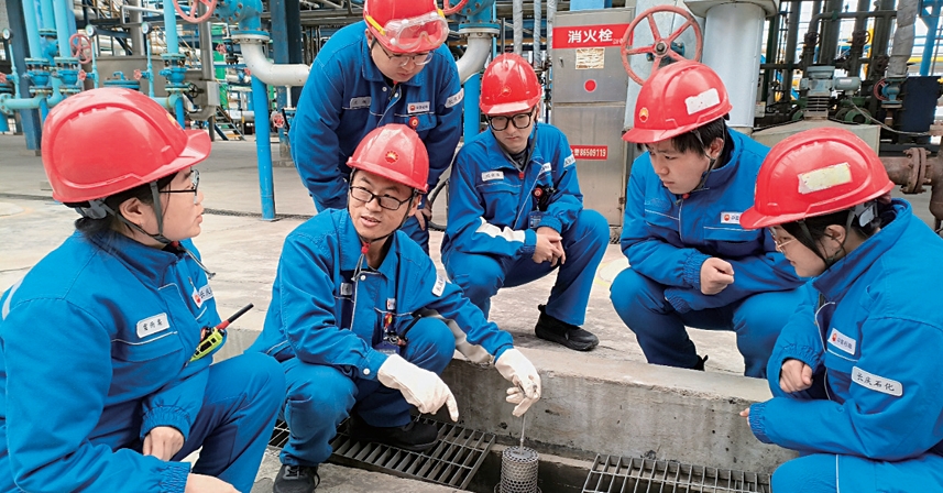 �۽������������� ��ǿ����֯���������ܡ�