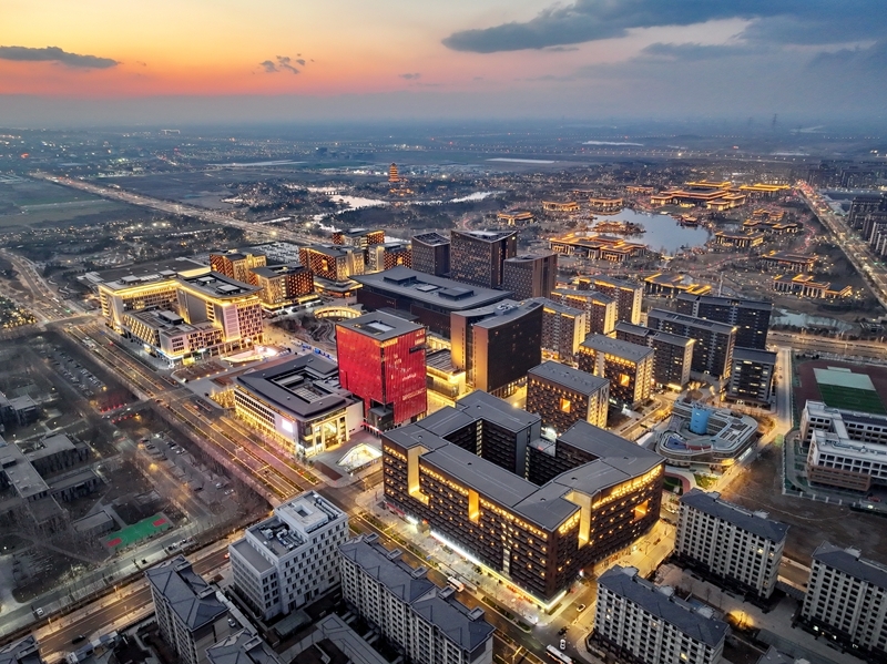 ȷ������ʵ����������ִ���ȡ�þ����Խ�չ����д�ڵ��Ķ�ʮ������ȫ���ٿ�֮��